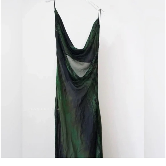Rat & Boa Green Maxi Dress - Picture 5 of 8